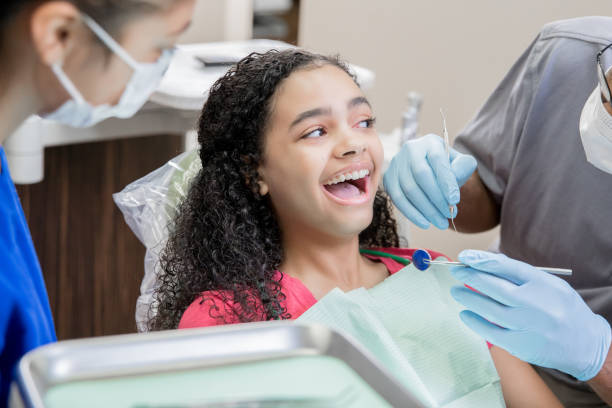 Best Emergency Root Canal Treatment in Holland, TX
